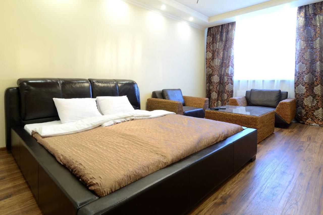 Апартаменты Apartment with two Bedroom on Bazhana 8b Киев-7