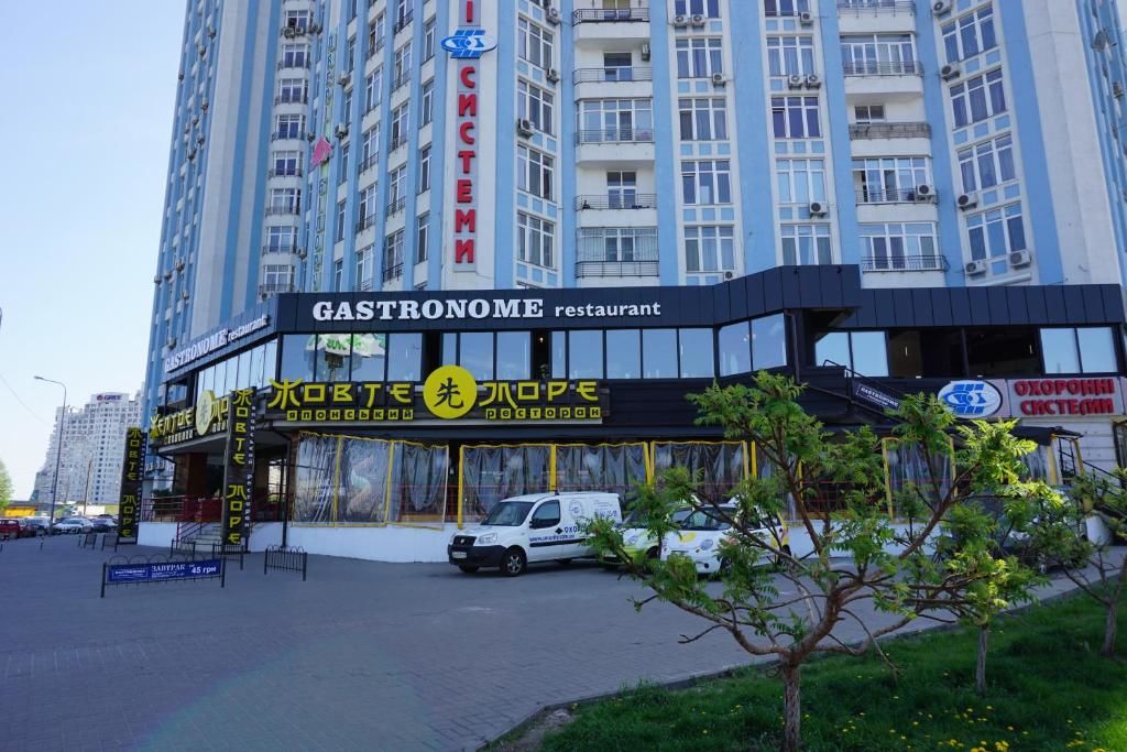 Апартаменты Apartment with two Bedroom on Bazhana 8b Киев-51